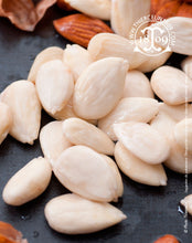 Almonds - blanched almonds - Amandes Blanchies - entières - fruits secs - recette facile - remede