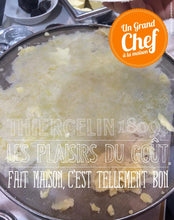 CAPPUCCINO DE POMME DE TERRE À LA TRUFFE NOIRE, œuf poché et vinaigrette porto/échalote