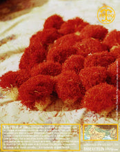 Cela permet de former ensuite des bouquets. Différentes qualités seront obtenues. Nous n'encourageons pas cette pratique et préférons la méthode dite "coupé" propre à la maison Thiercelin