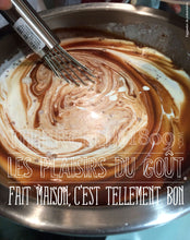 GÂTEAU AU CHOCOLAT FAÇON TARTE, crémeux chocolat tonka, crème de noisettes et chantilly chocolat au lait