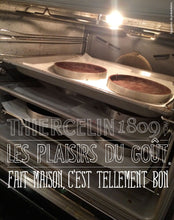 GÂTEAU AU CHOCOLAT FAÇON TARTE, crémeux chocolat tonka, crème de noisettes et chantilly chocolat au lait