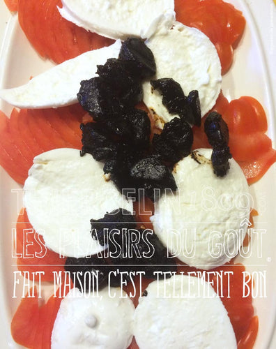 TOMATE MOZZARELLA à l'ail noir